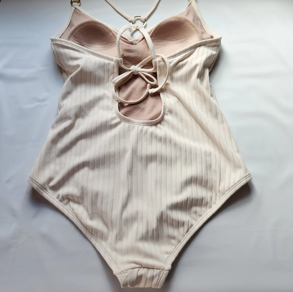 Kona Sol elegant cream